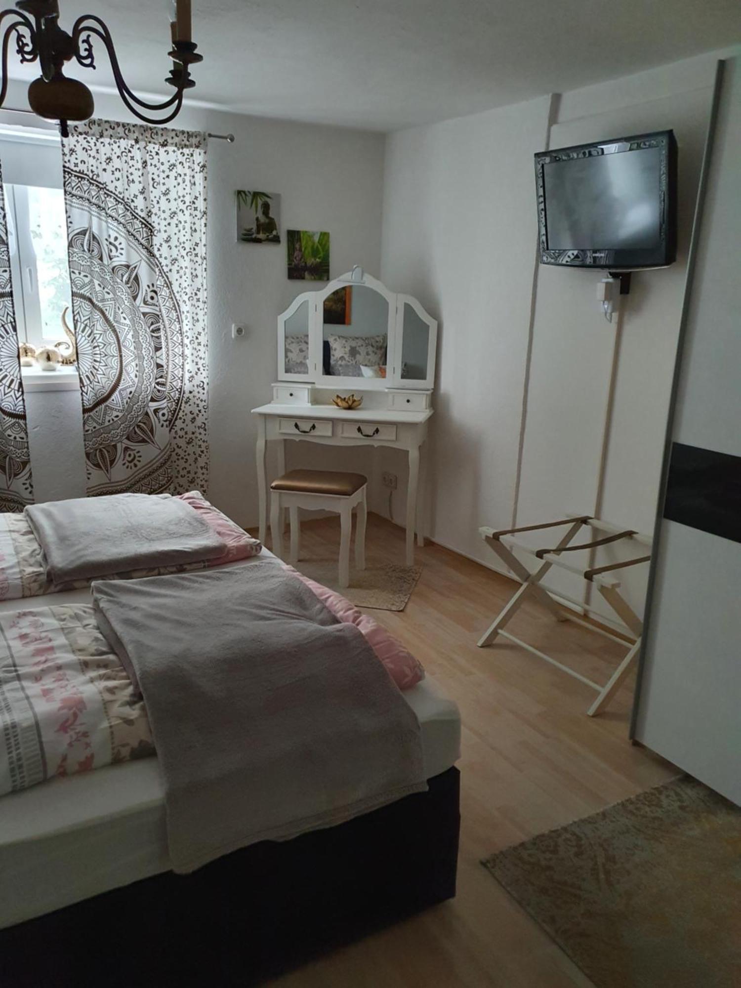 Ferienwohnung Tiroler Auszeit & Whirlpool Хёфен Экстерьер фото